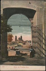 Arco en Puebla-Mex. Postcard