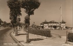 Ryde. Pavilion and bowling greens UK Postcard Postcard Postcard