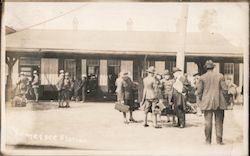 Yemassee Station, Soldiers Awaiting Train South Carolina Postcard Postcard Postcard