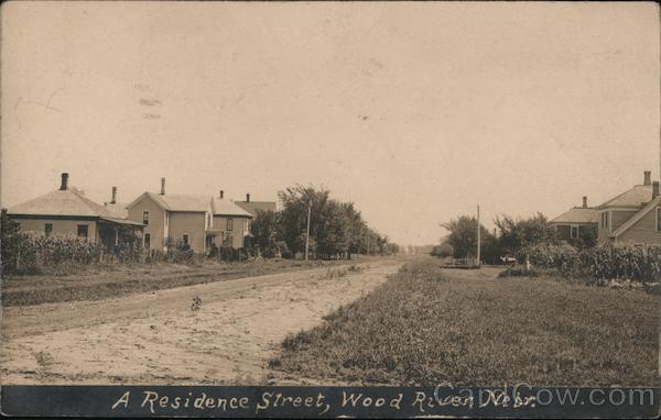 residential-street-wood-river-ne-postcard