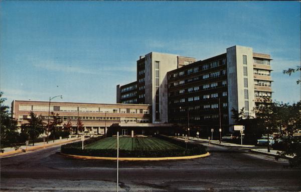 Parkview Memorial Hospital - 2200 Randalia Drive Fort Wayne, IN Postcard