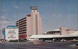 The desert Inn, Located in the heart of the glittering Las Vegas Strip Postcard