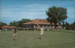 Minnehaha Country Club Postcard