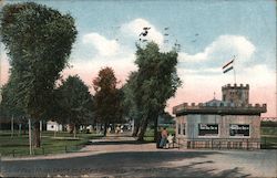 Castle and Main Driveway - Harriet Island Postcard