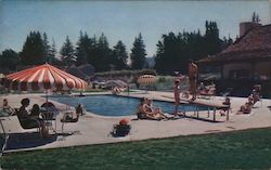 Swimming Pool, Surrey Inn DeLuxe Resort on the Russian River Postcard