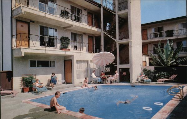 Linoaks Motel Alameda, CA Postcard