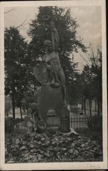 Memorial to the Fallen in World War I and World War II Postcard