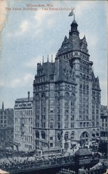 The Pabst Building / Das Pabst-Gebaude. Milwaukee, WI Postcard Postcard Postcard