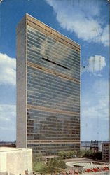 United Nations Headquarters Postcard