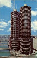 Marina City Chicago, IL Postcard Postcard