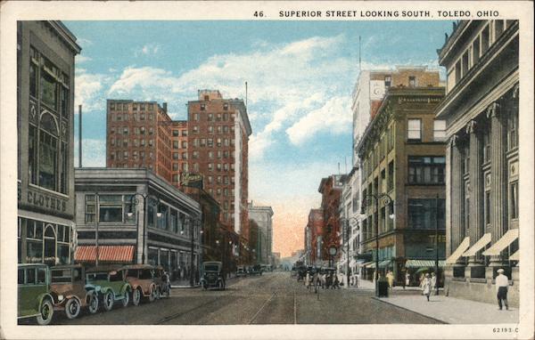 Superior Street Looking South Toledo, OH Postcard