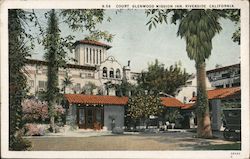 Court, Glenwood Mission Inn Postcard