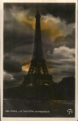 La Tour Eiffel au Crepuscule Paris, France Postcard Postcard Postcard