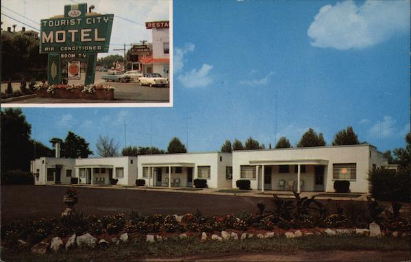 Tourist City Motel Winchester, VA Postcard