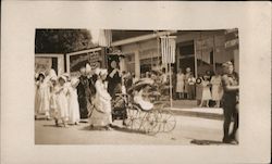 Mrs. Worth & Children in Donner Party Parade Postcard