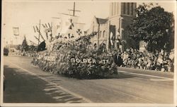 San Francisco Golden Gate Parade Float Postcard