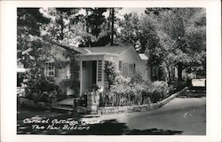 Carmel Cottage Court, the Yan Bibbers Postcard