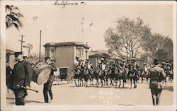 Hulse" Parade, 85 South 1st. Street Postcard