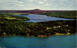 Air View Of Oakland House And Family Cottages Postcard