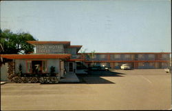 Top's Motel, 901 South Palm Postcard