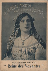 Gypsy Fortune Teller Souvenir De La "Reine des Voyantes" Postcard