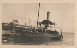 Her Wayioly - Side Paddle Wheeler Postcard