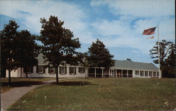 Camp Pa-Qua-Tuck, Mill Pond, Long Island East Moriches, NY Postcard