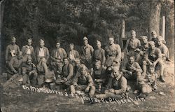 Group of Soldiers - En Manoeuvres á 5 Jours de La Liberation Postcard