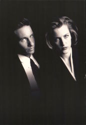 The X Files Movie and Television Advertising Postcard Postcard Postcard